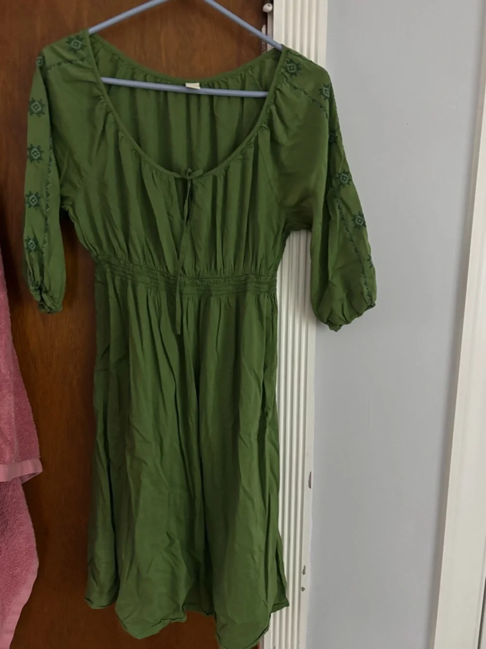 Old Navy Olive Green Midi Dress - Picture 2 of 2